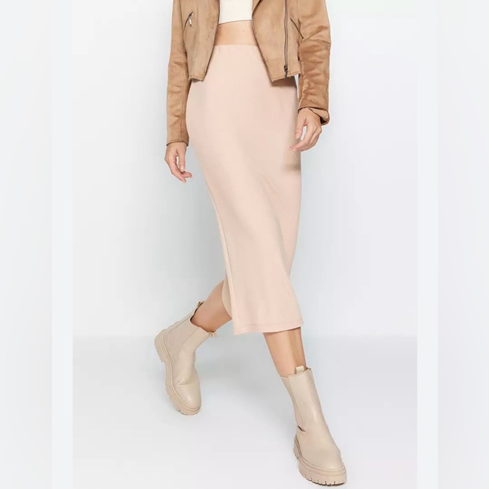 ASOS Elastic Waist Midi Knit Skirt Peach Size 12